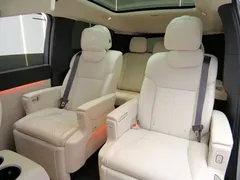 2025 Li Auto MEGA Home, белый — фото 11