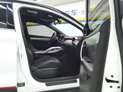 2021 Geely Coolray 1.5TD DCT, белый — фото 8