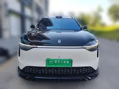 2024 Aito M9 EREV Max 42kWh 6-seat, белый — фото 2