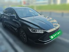 2023 BYD Qin PLUS Champion DM-i PHEV 55KM Leading, чёрный — фото 3
