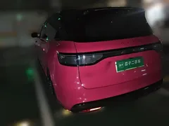 2025 Aito M8 EREV Ultra 53.4kWh 6-seat 192-line LiDAR — фото 4