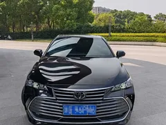 2019 Toyota Avalon 2.0L XLE Premium, чёрный — фото 2