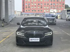 2021 BMW 5 Series 525i M Sport Package, чёрный — фото 5