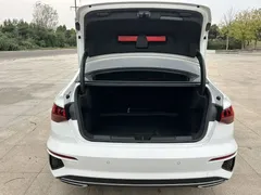 2022 Audi A3L Limousine 35 TFSI Fashion Sport, белый — фото 17