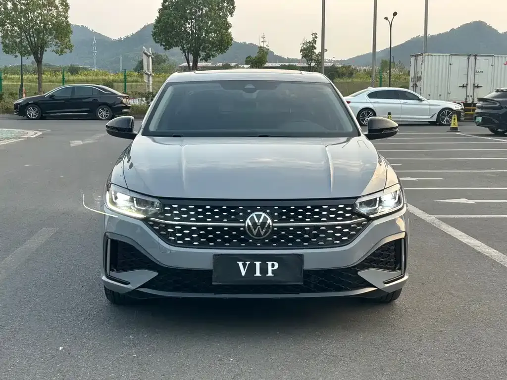 2023 Volkswagen Lavida 300TSI DSG