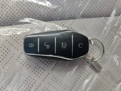 2025 BYD Yuan UP Smart Driving 401km Vitality, белый — фото 9