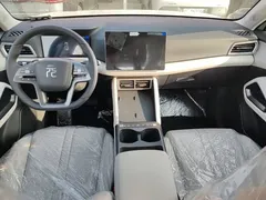 2025 BYD Yuan UP Smart Driving 401km Vitality, белый — фото 10