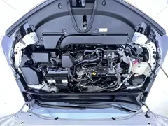 2021 Toyota Corolla TNGA 1.5L CVT GR Sport, белый — фото 21