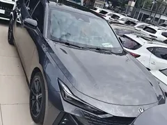 2022 Changan UNI-V 1.5T Sport — фото 2