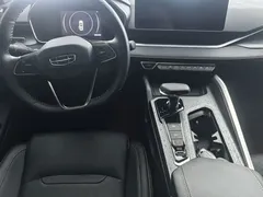 2023 Geely Preface 1.5TD Kunlun, белый — фото 6