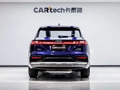 2023 Audi Q6 45 TFSI quattro Qiyun Yulin Package, синий — фото 5