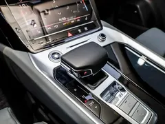2023 Audi Q6 45 TFSI quattro Qiyun Yulin Package, синий — фото 17
