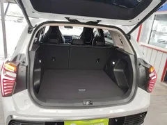 2023 Hongqi HS3 1.5T 2WD, белый — фото 19