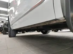 2023 Hongqi HS3 1.5T 2WD, белый — фото 21