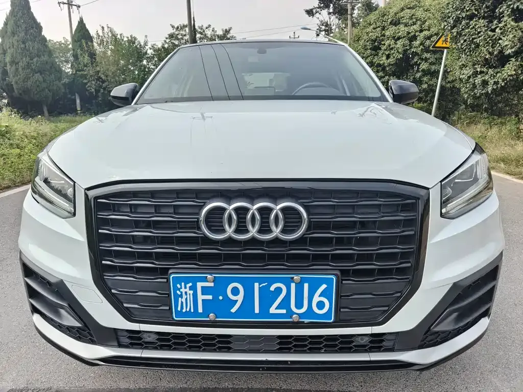 2020 Audi Q2L 35 TFSI Progressive Dynamic