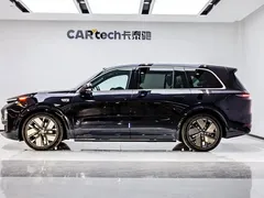 2025 Li Auto L9 Smart Refresh, чёрный — фото 34