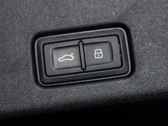 2023 Audi Q6 45 TFSI quattro Qiyun Yulin Package, синий — фото 6