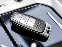 2023 Audi Q6 45 TFSI quattro Qiyun Yulin Package, синий — фото 21