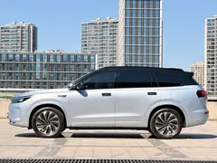 2024 Aito M7 1.5T Smart Driving RWD Max 6-Seat, синий — фото 11