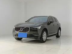 2021 Volvo XC60 4WD Luxury, чёрный — фото 1