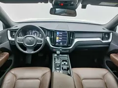 2021 Volvo XC60 4WD Luxury, чёрный — фото 15