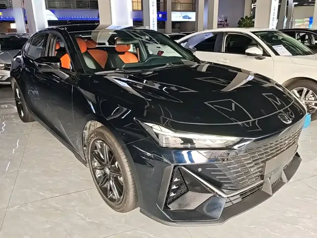 2022 Changan UNI-V 1.5T Premium