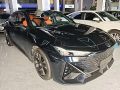 2022 Changan UNI-V 1.5T Premium, чёрный — фото 4