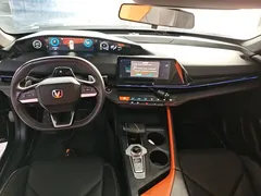 2022 Changan UNI-V 1.5T Premium, чёрный — фото 10