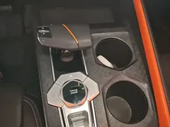 2022 Changan UNI-V 1.5T Premium, чёрный — фото 14