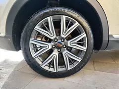 2022 Hongqi HS5 2.0T 4WD — фото 15