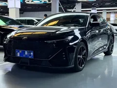 2023 Changan UNI-V 1.5T Premium, чёрный — фото 1