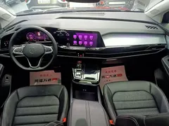 2023 Volkswagen Talagon 380TSI 4WD Luxury Pro 6, чёрный — фото 20