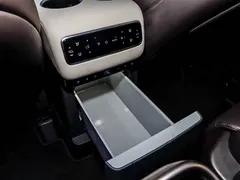 2024 Li Auto MEGA Ultra, белый — фото 24