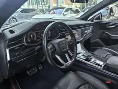 2021 Audi Q8 55 TFSI Sport, чёрный — фото 5