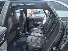 2021 Audi Q8 55 TFSI Sport, чёрный — фото 10