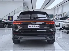 2021 Audi Q8 55 TFSI Sport, чёрный — фото 14