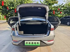 2025 BYD Qin PLUS DM-i PHEV Smart Driving 55km Leading — фото 22