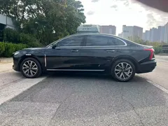 2025 Hongqi H5 PHEV 130, чёрный — фото 6