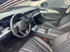 2025 Hongqi H5 PHEV 130, чёрный — фото 12