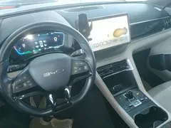 2023 BYD Song PLUS DM-i PHEV 110km Flagship Champion, синий — фото 10