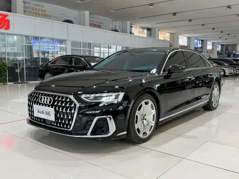 2024 Audi A8L 45 TFSI quattro Luxury