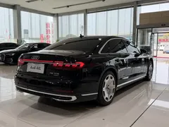 2024 Audi A8L 45 TFSI quattro Luxury, чёрный — фото 3