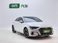 2022 Audi A3L Limousine 35 TFSI Luxury, белый — фото 2
