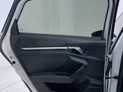 2022 Audi A3L Limousine 35 TFSI Luxury, белый — фото 11