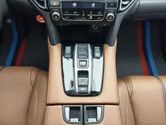 2020 Honda UR-V 370TURBO 2WD Premium, белый — фото 15