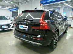 2023 Volvo XC60 4WD Luxury, чёрный — фото 3