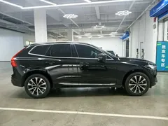 2023 Volvo XC60 4WD Luxury, чёрный — фото 6