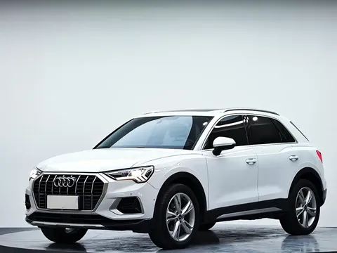 2022 Audi Q3 35 TFSI Fashion