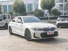 2023 BMW 3 Series 320Li M Sport Package, белый — фото 3