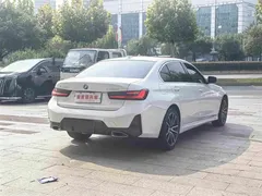2023 BMW 3 Series 320Li M Sport Package, белый — фото 7
